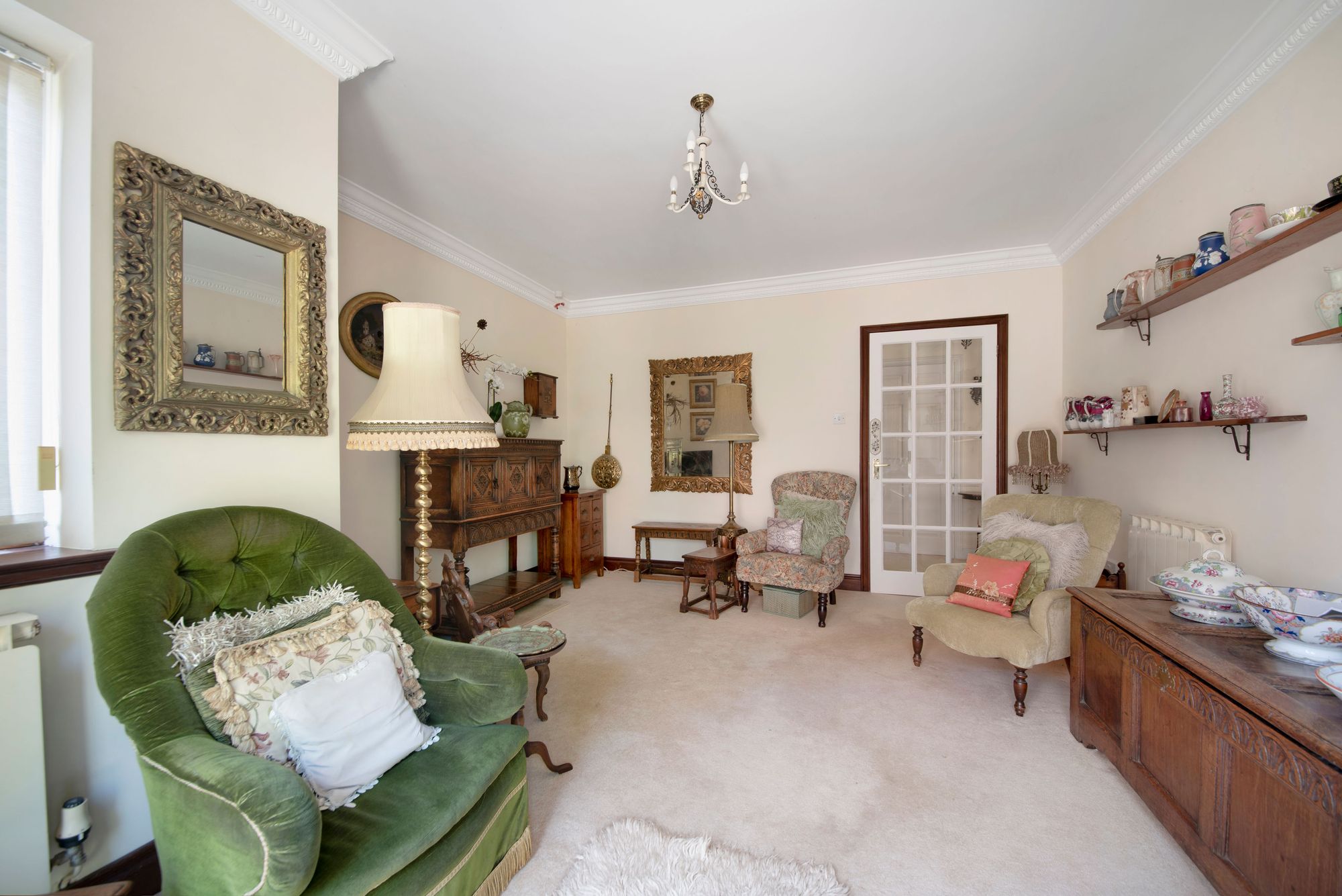 2 bed semi-detached bungalow for sale in Weir Gardens, Pershore  - Property Image 3