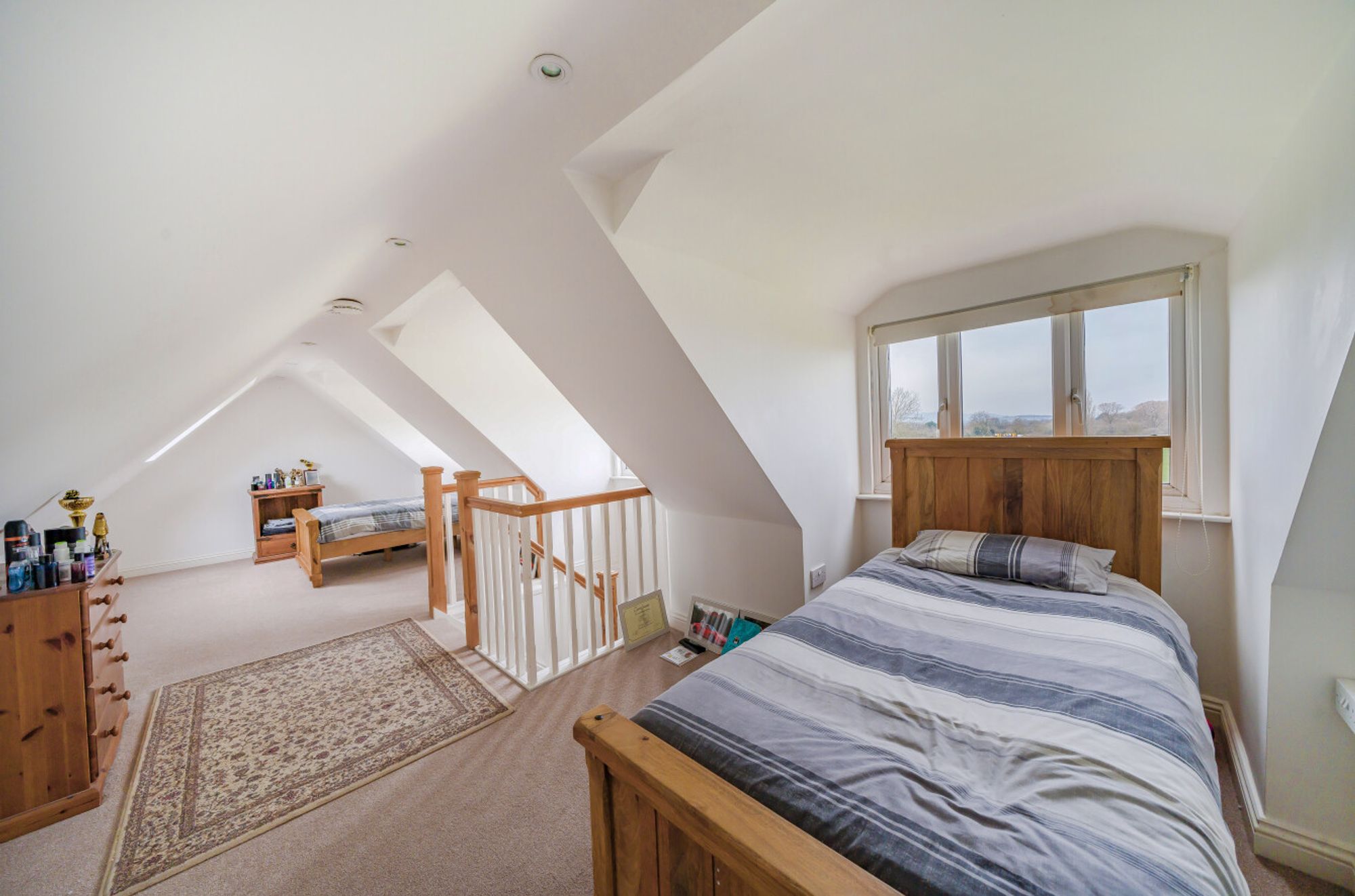 3 bed end of terrace house for sale in Cheltenham Road, Broadway 11