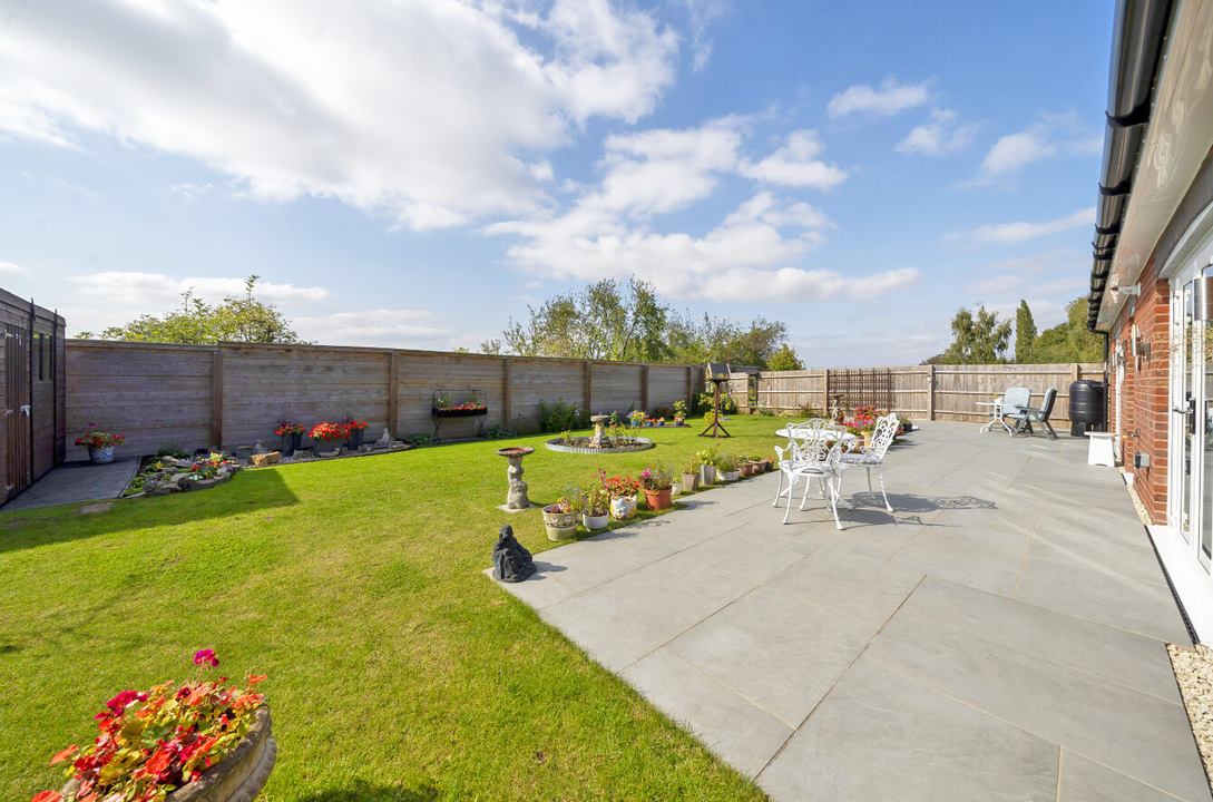 3 bed detached house for sale in Eckington, Pershore  - Property Image 16