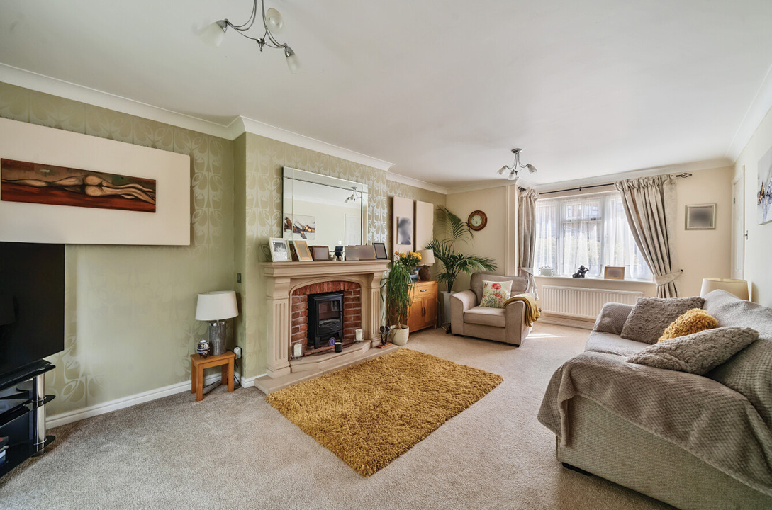 4 bed detached house for sale in Wyre Piddle, Pershore  - Property Image 3