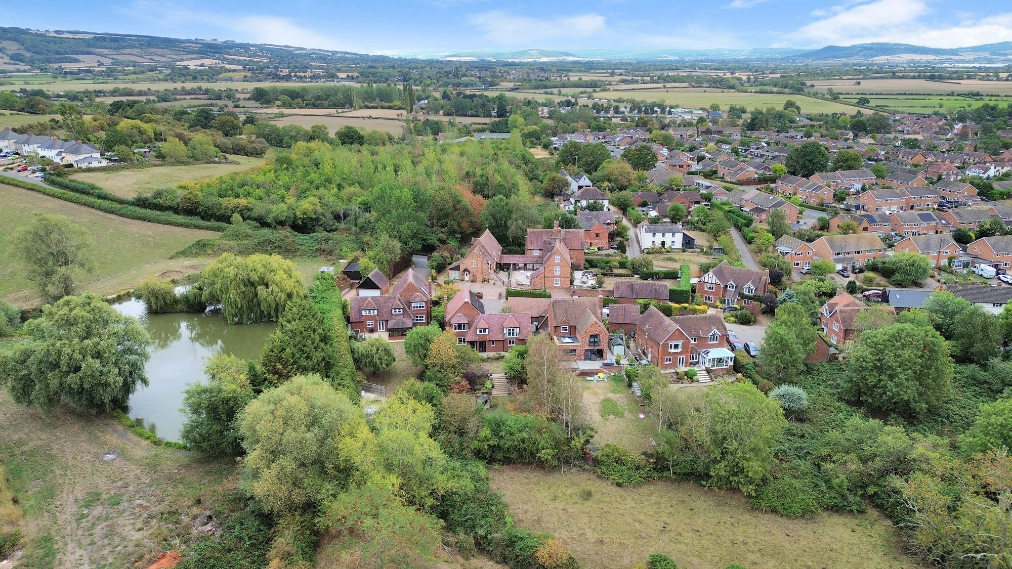 4 bed detached house for sale in Hillend Road, Tewkesbury 23