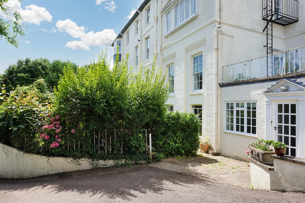 2 bed apartment for sale in Wells Road, Malvern  - Property Image 21