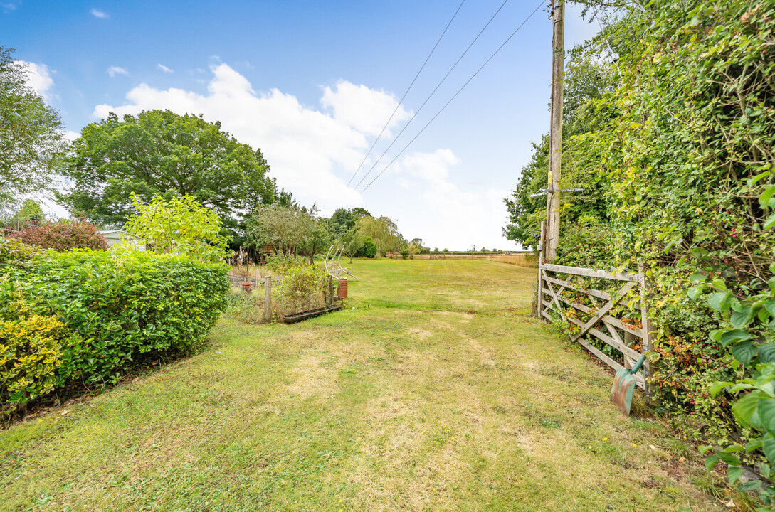 4 bed detached house for sale in Wadborough Road, Worcester  - Property Image 17