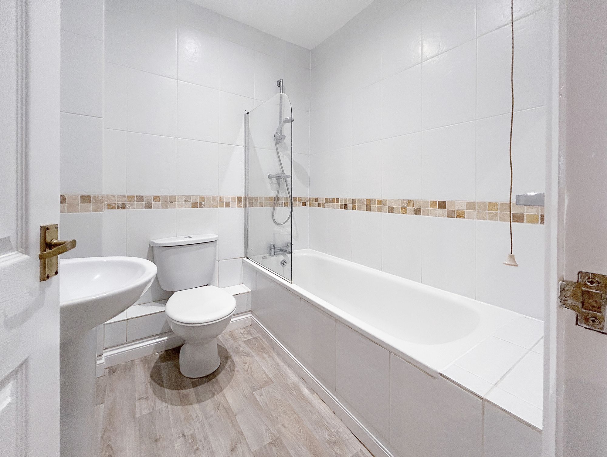 3 bed flat to rent in Bridge Street, Pershore  - Property Image 9