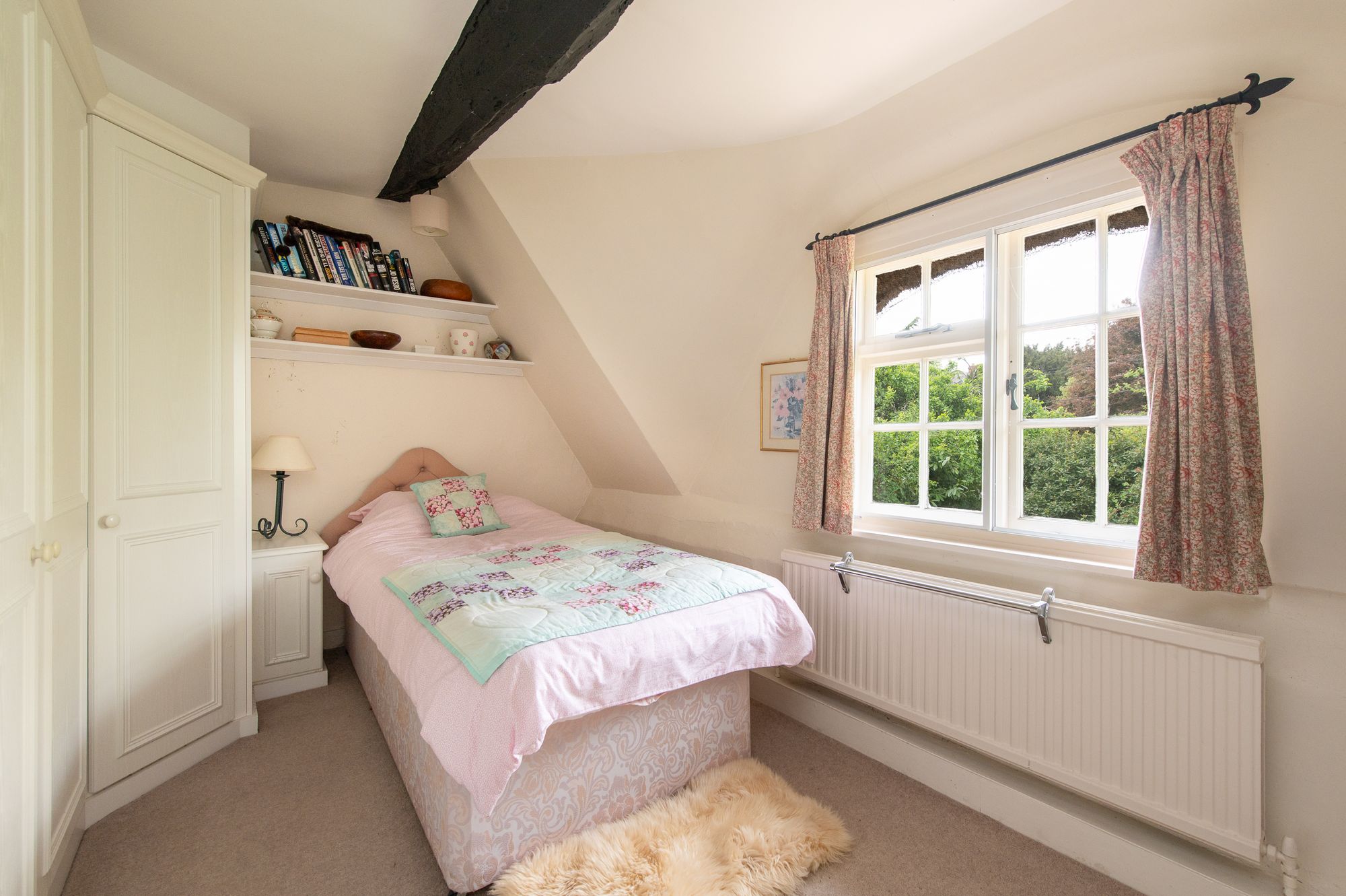 5 bed detached house for sale in Great Comberton, Pershore 11