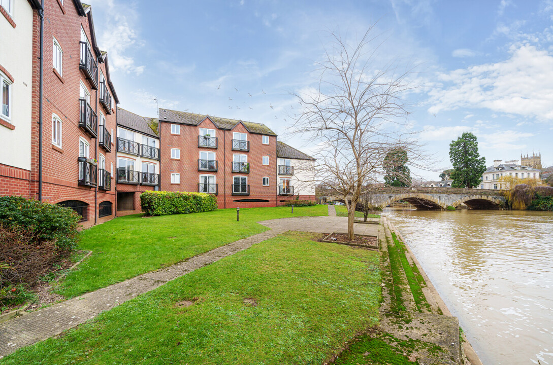 2 bed apartment for sale in Mortimers Quay, Evesham  - Property Image 11