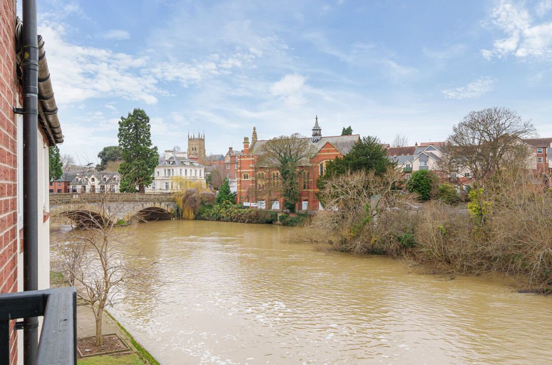 2 bed apartment for sale in Mortimers Quay, Evesham  - Property Image 13