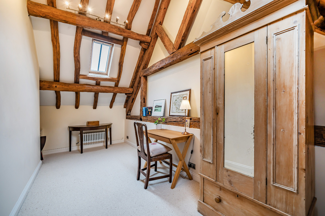 2 bed barn conversion for sale in The Halesend, Malvern  - Property Image 10