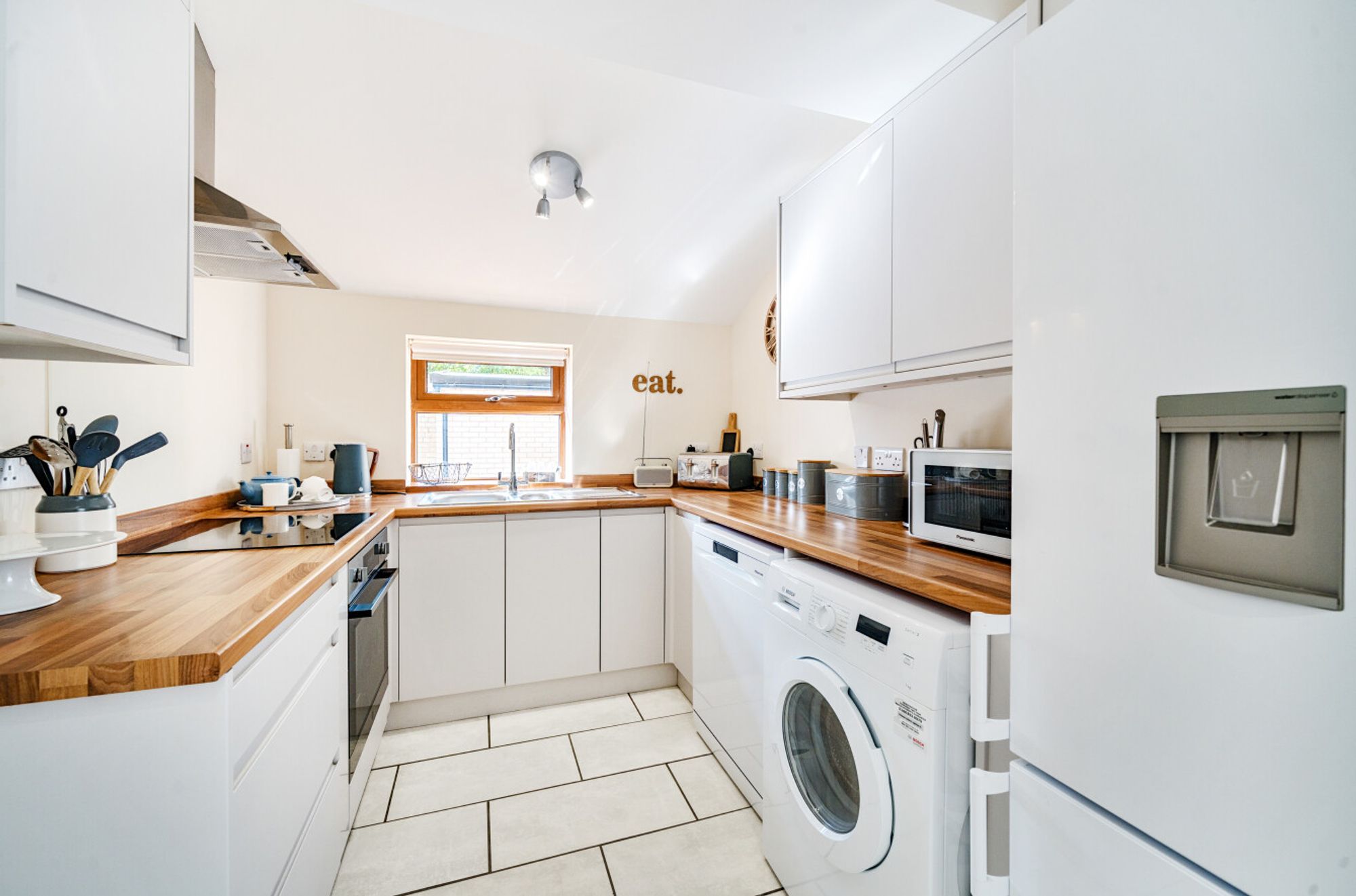 2 bed semi-detached house for sale in Upton Road, Worcester  - Property Image 7