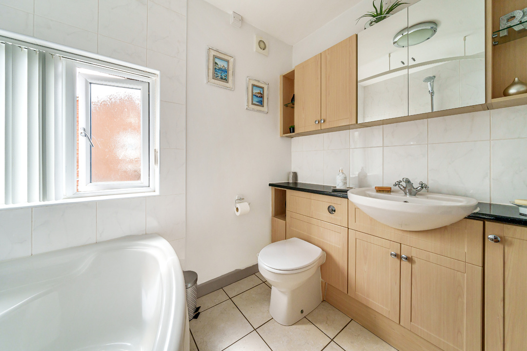 3 bed semi-detached house for sale in Sebright Avenue, Worcester  - Property Image 11