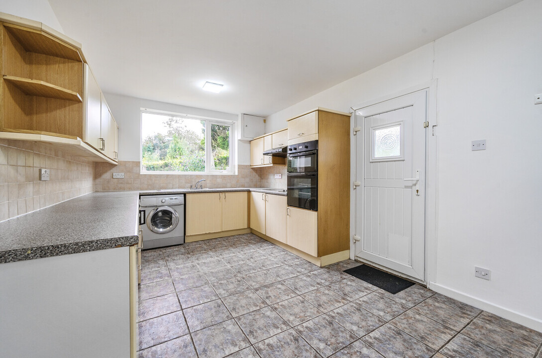 3 bed detached bungalow for sale in Bromsgrove Road, Romsley  - Property Image 5