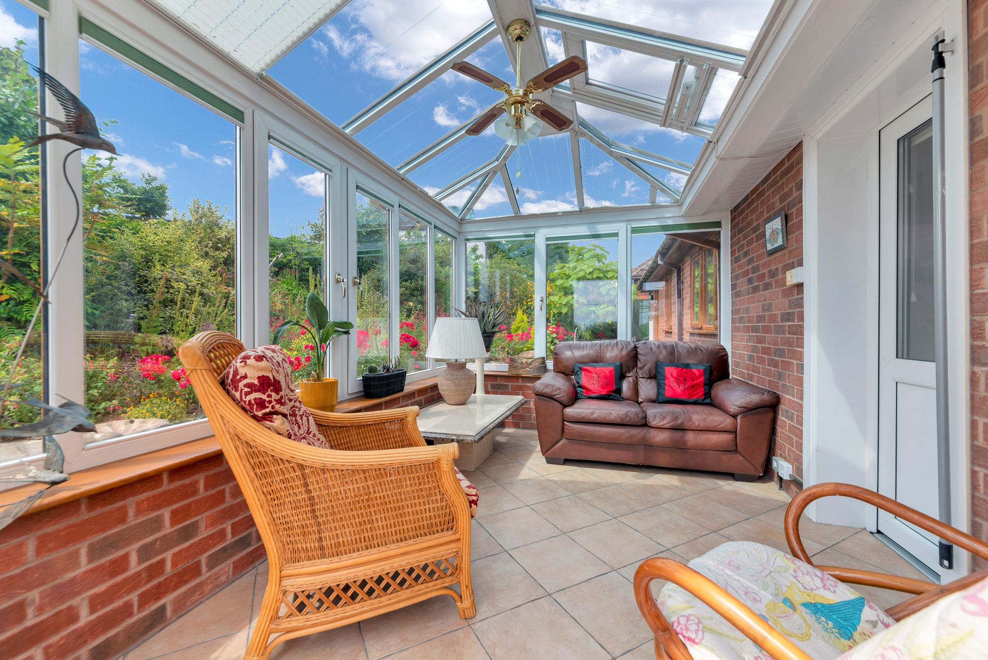 3 bed detached bungalow for sale in Crown Lane, Worcester  - Property Image 9