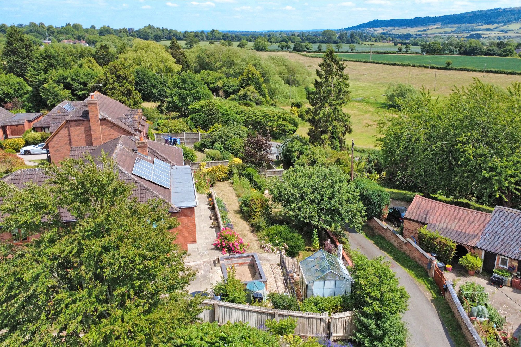 3 bed detached bungalow for sale in Crown Lane, Worcester  - Property Image 16