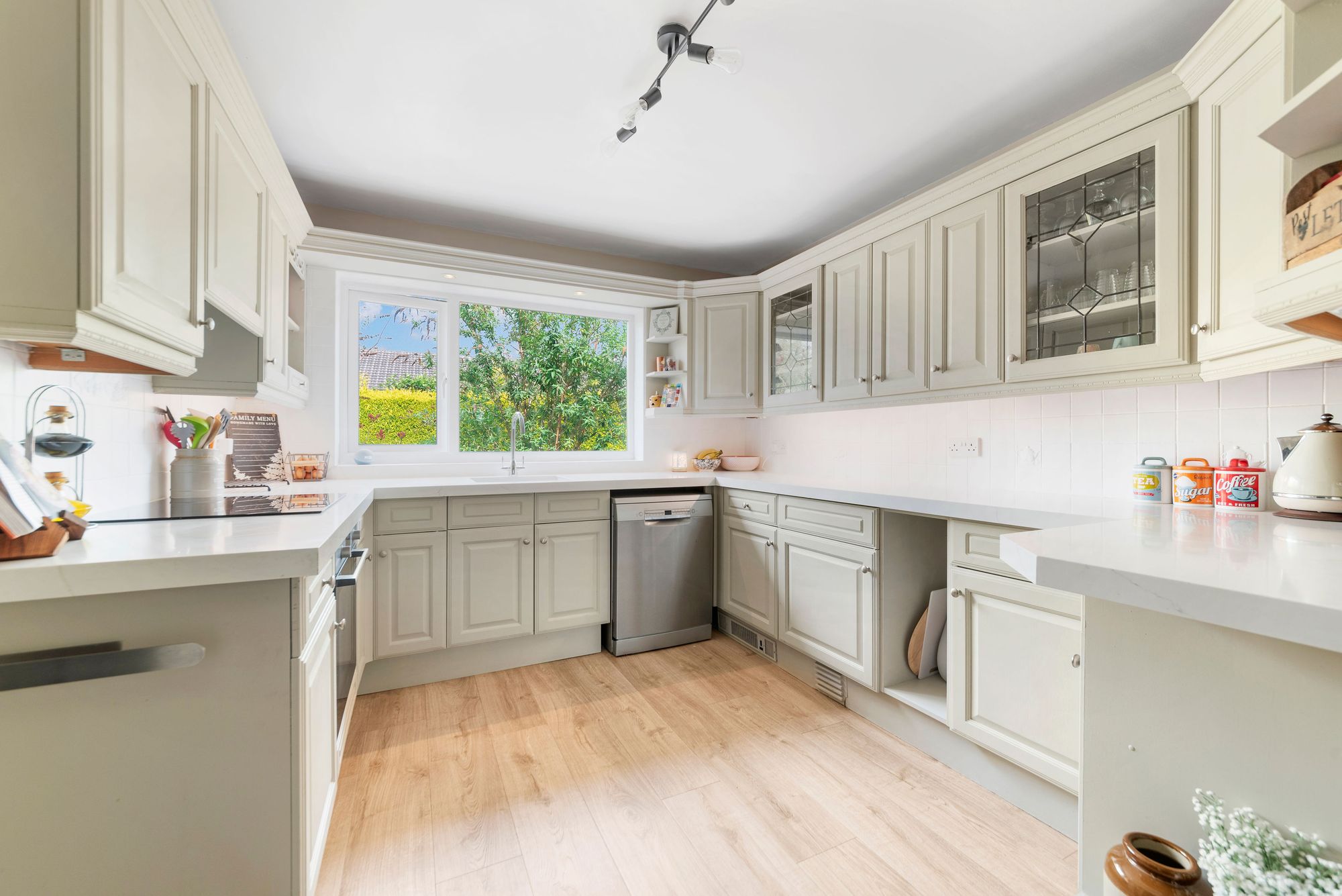 4 bed detached house for sale in Shrubbery Road, Pershore  - Property Image 2