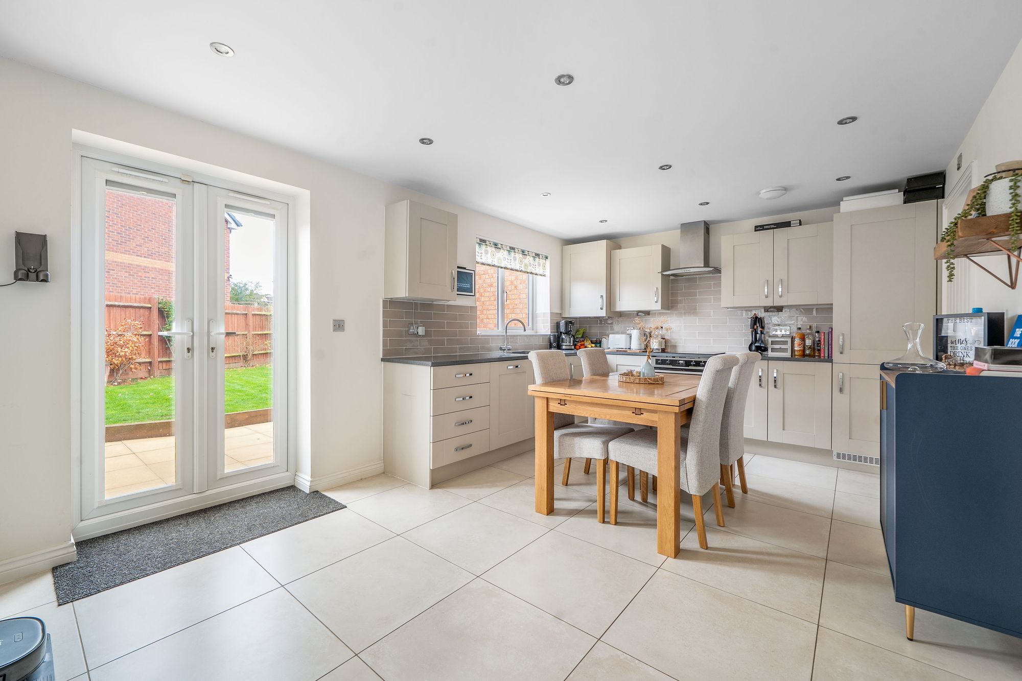 3 bed detached house for sale in Gorse Fields, Pershore  - Property Image 2