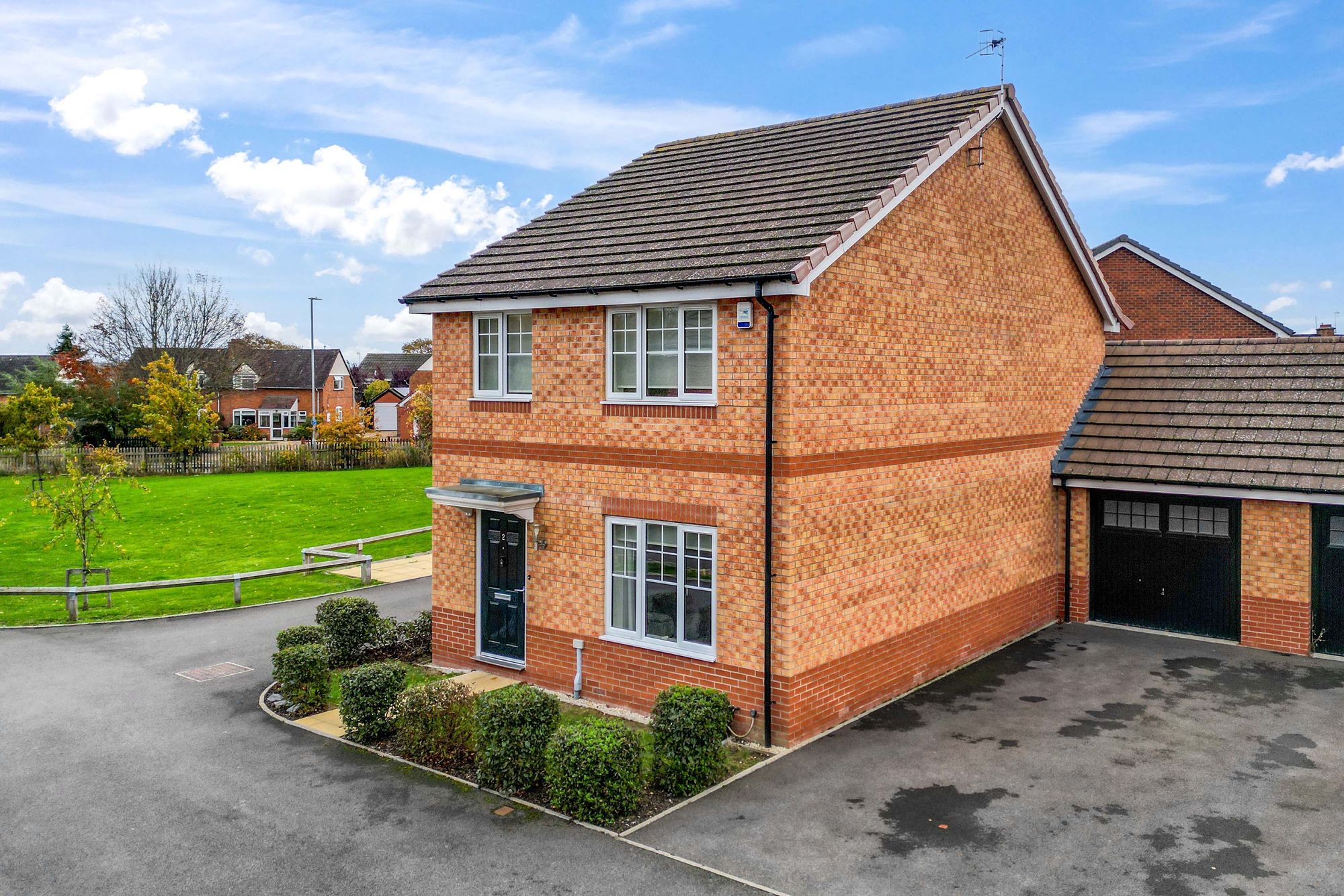 3 bed detached house for sale in Gorse Fields, Pershore, WR10