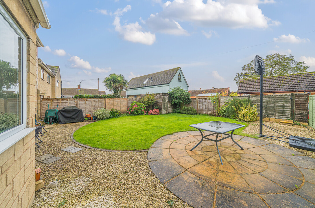 4 bed detached house for sale in Oak Gardens, Tewkesbury  - Property Image 16