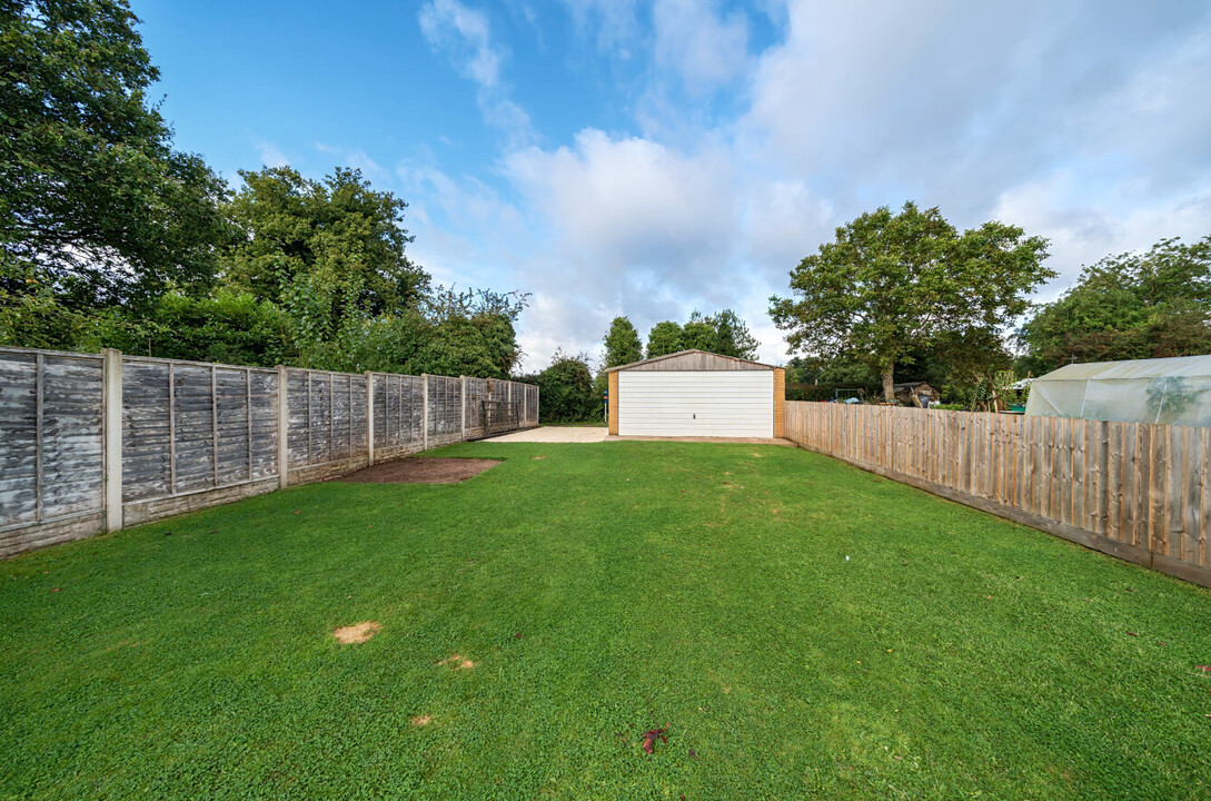 2 bed semi-detached house for sale in Main Road, Ombersley  - Property Image 16