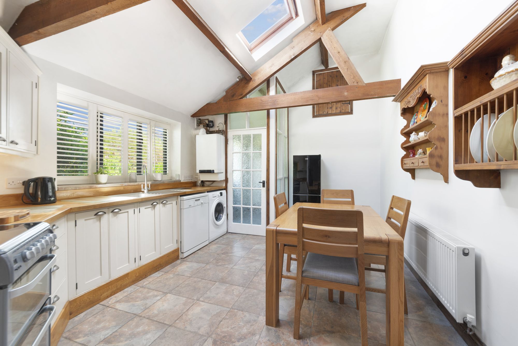 2 bed detached house for sale in Kemerton Road, Tewkesbury  - Property Image 2