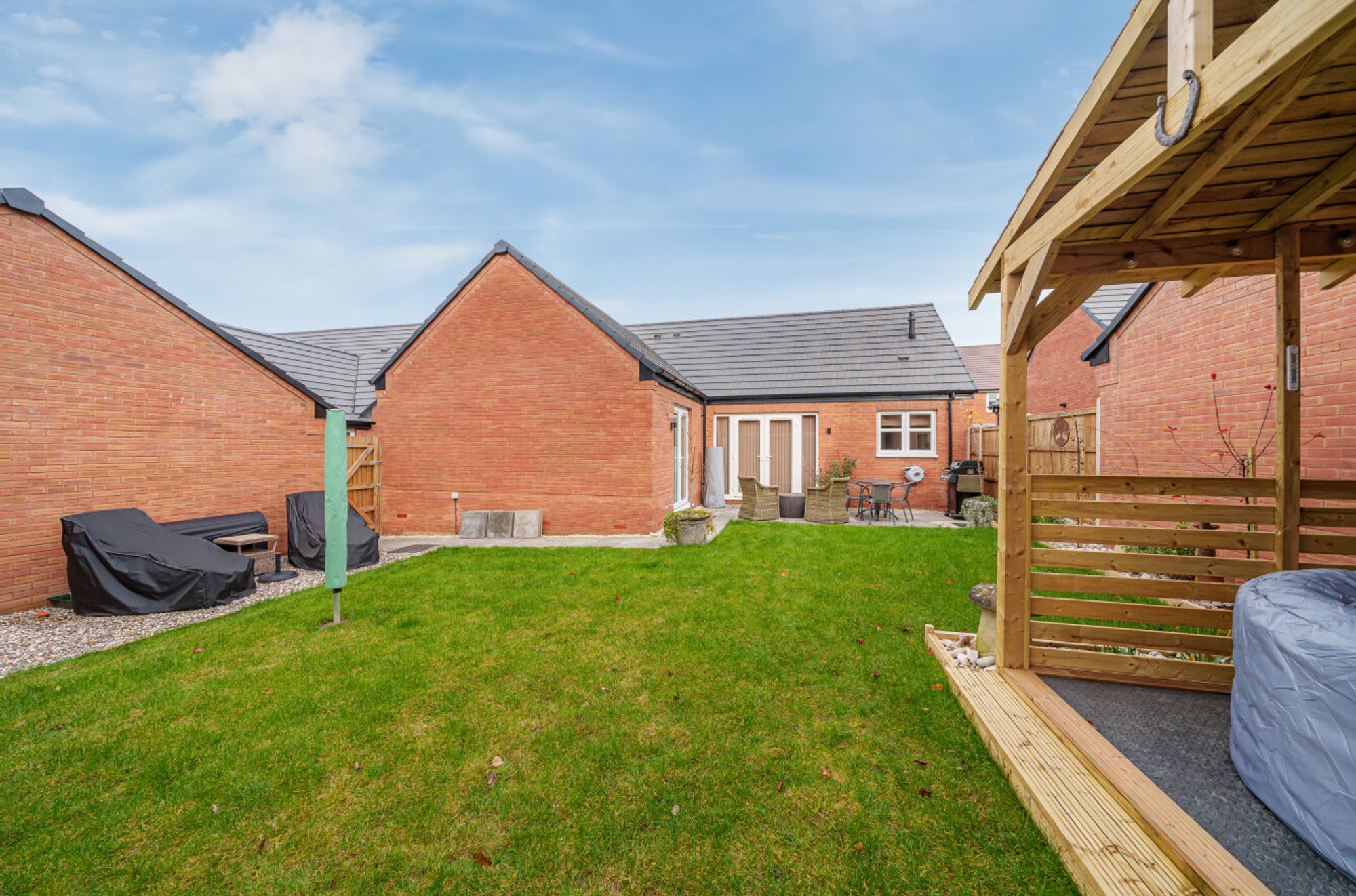 2 bed detached bungalow for sale in Permain Way, Pershore  - Property Image 15