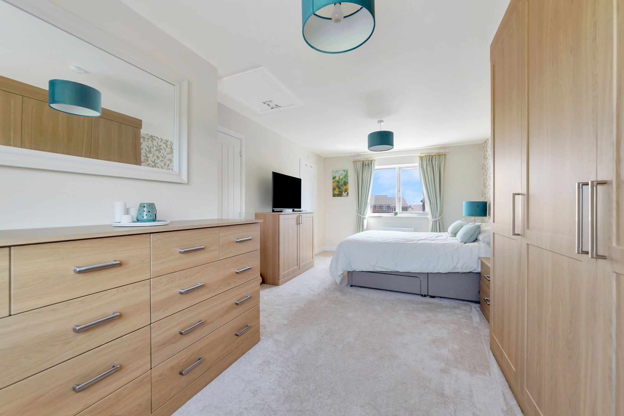 3 bed detached house for sale in Skylark Drive, Pershore 9