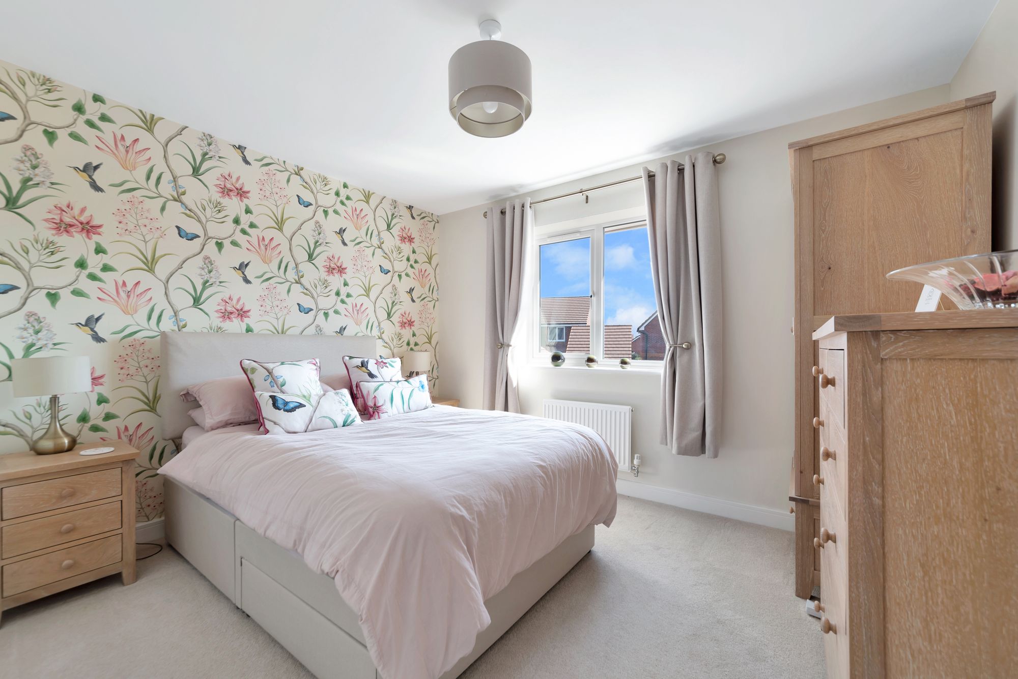 3 bed detached house for sale in Skylark Drive, Pershore  - Property Image 9