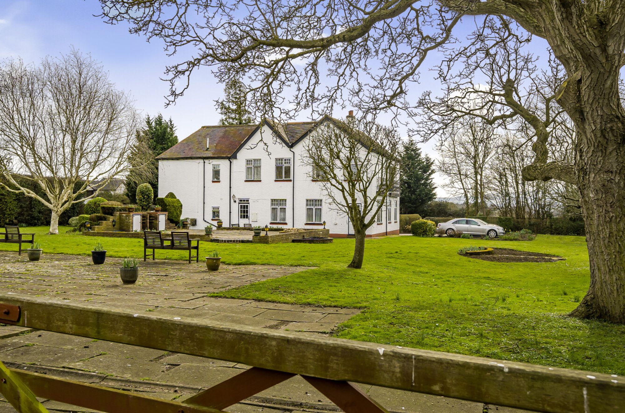 4 bed detached house for sale in Evesham Road, Pershore 1