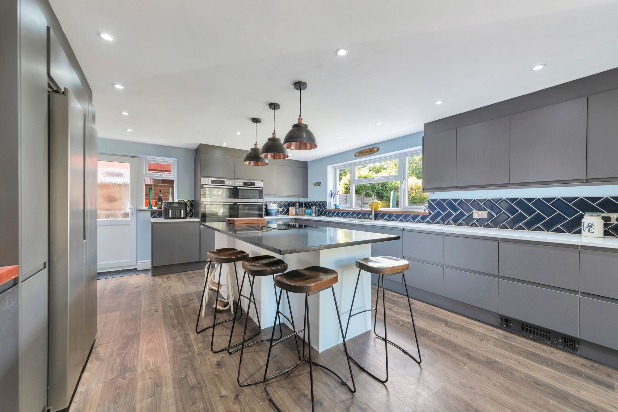 5 bed detached house for sale in Walcot Lane, Pershore  - Property Image 2