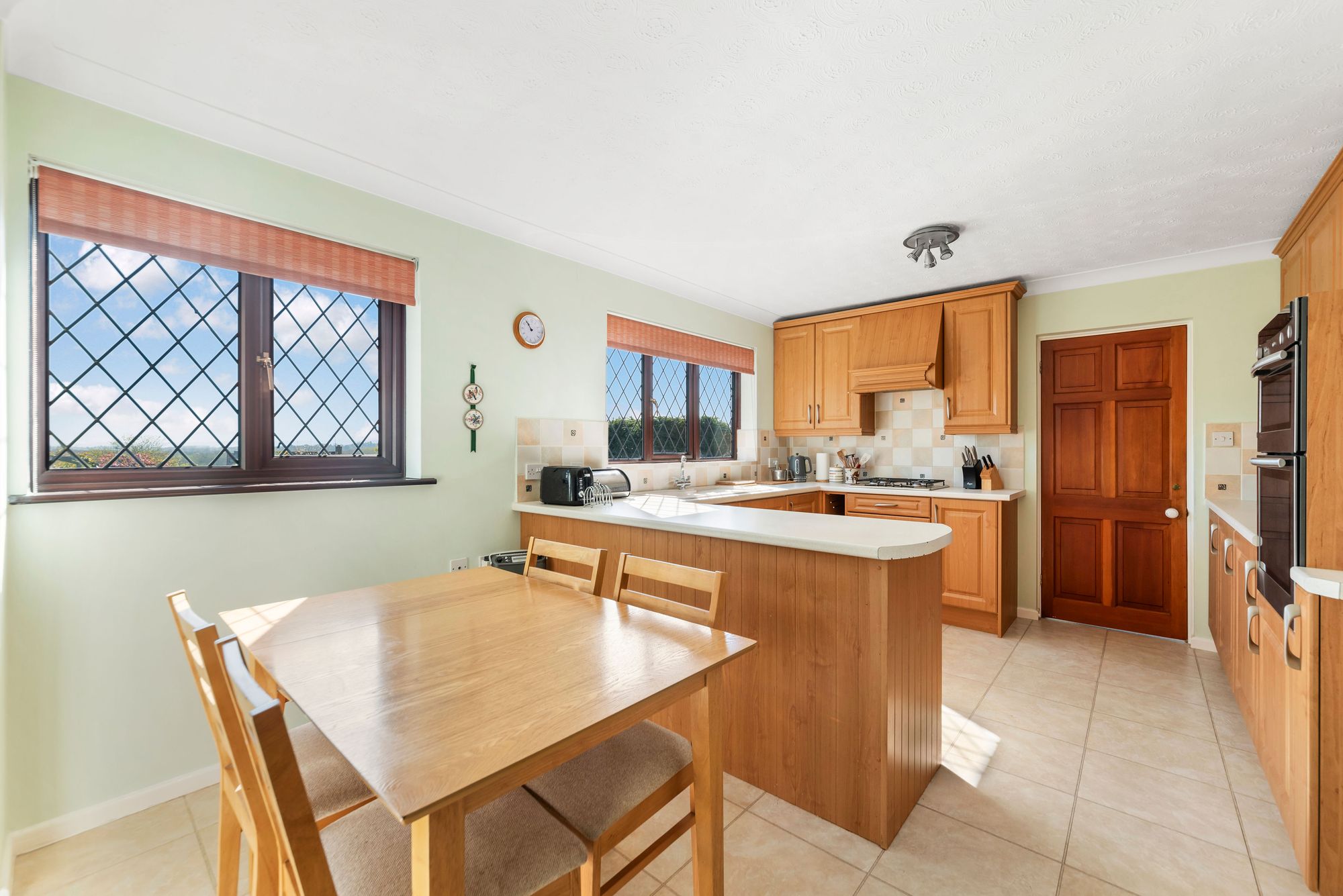 4 bed detached house for sale in Mount Pleasant, Pershore 1