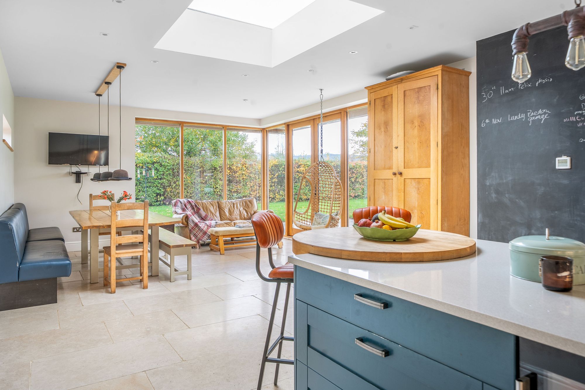 6 bed detached house for sale in Eckington, Pershore 5