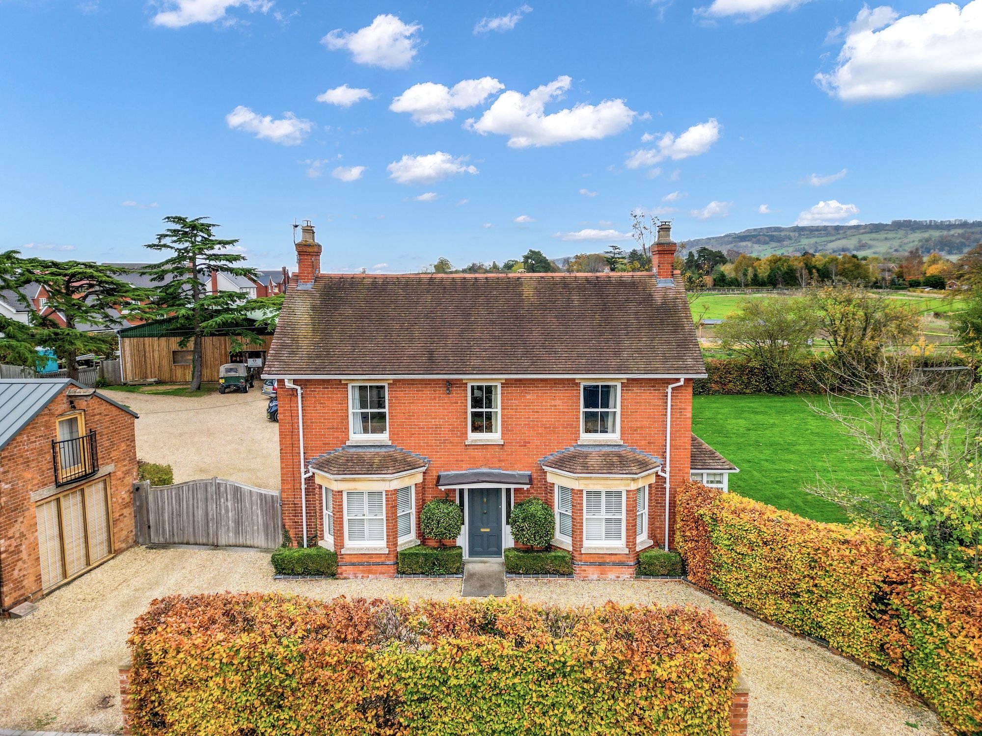 6 bed detached house for sale in Eckington, Pershore  - Property Image 1