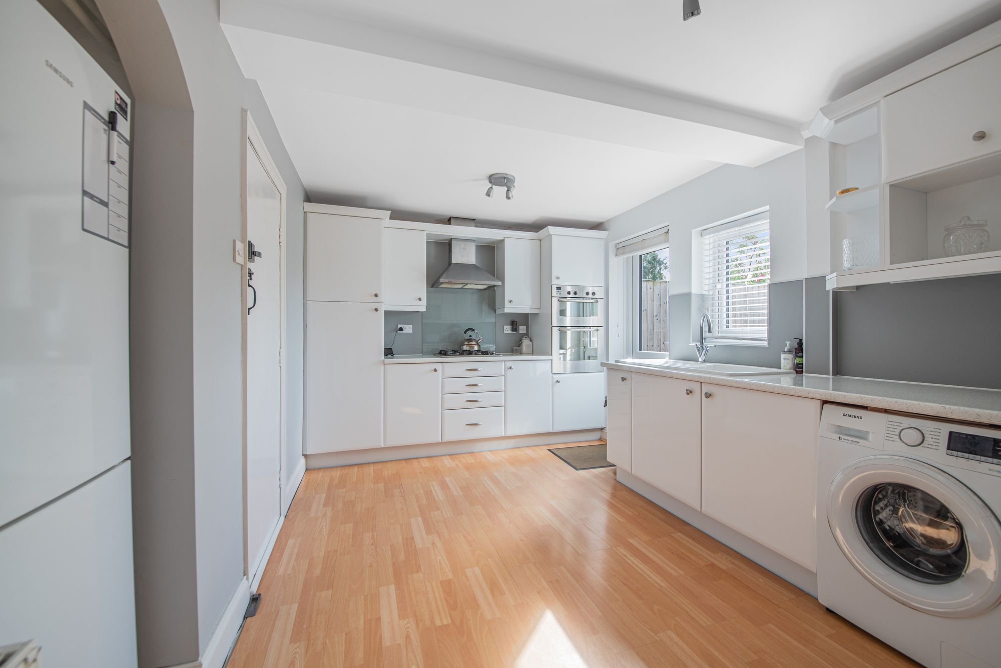 3 bed semi-detached house for sale in Stonebow Road, Pershore 1