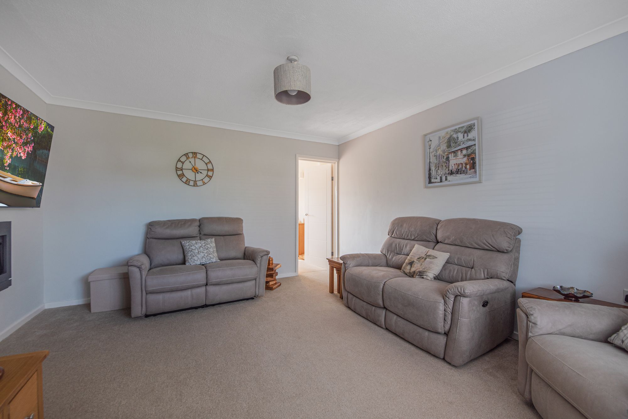 3 bed semi-detached house for sale in Stonebow Road, Pershore  - Property Image 5