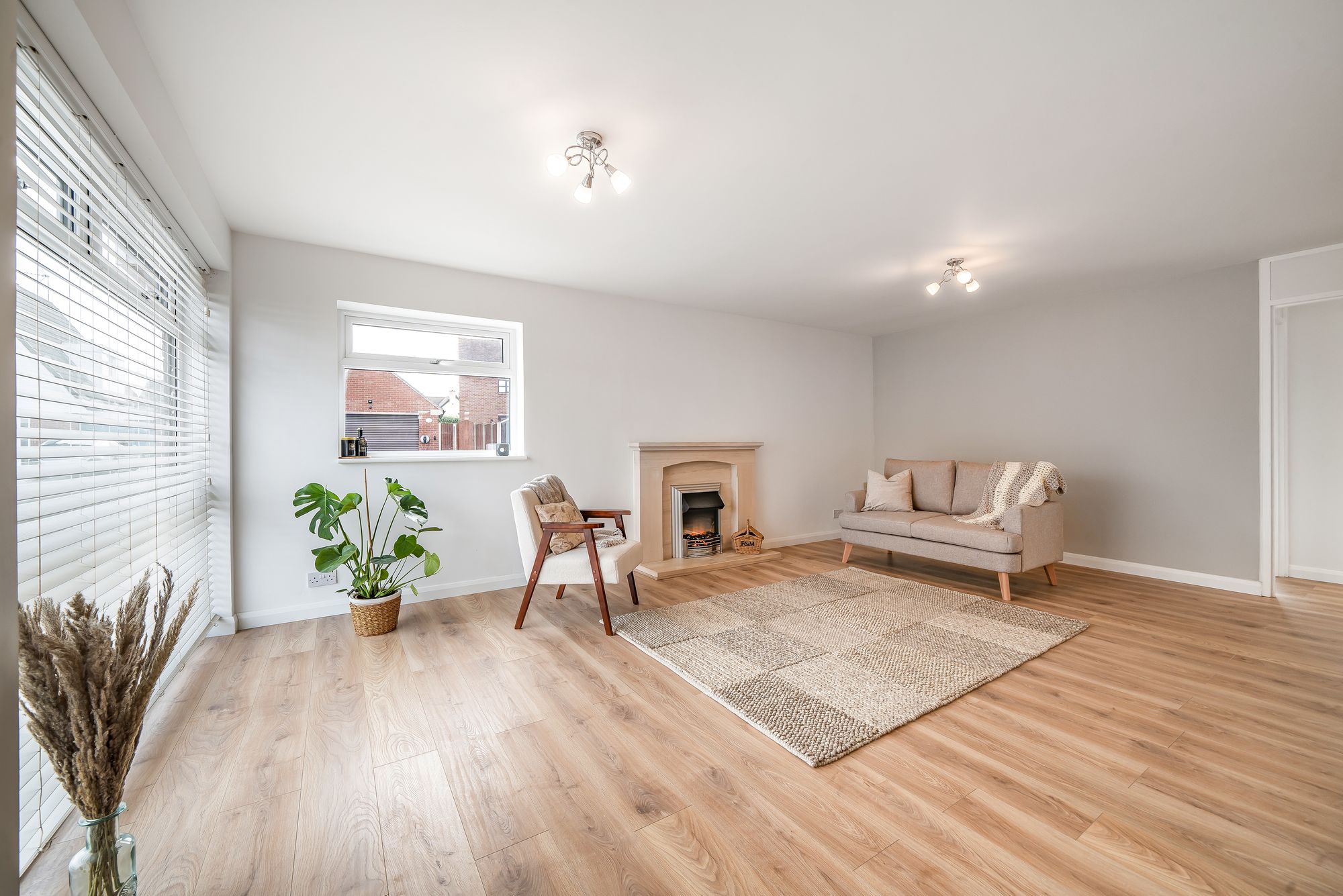 3 bed detached bungalow for sale in Yew Tree Lane, Worcester  - Property Image 2