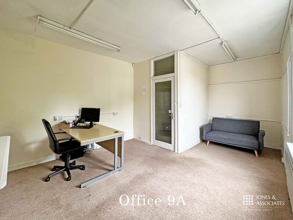 Office to rent in Broad Street, Pershore  - Property Image 3