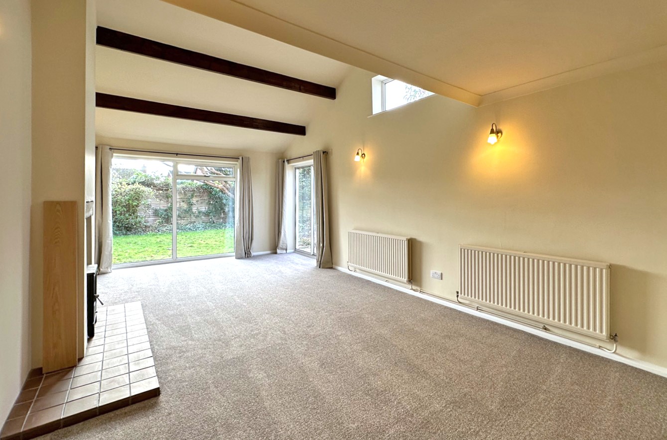 3 bed detached bungalow to rent in Manor Road, Eckington  - Property Image 2