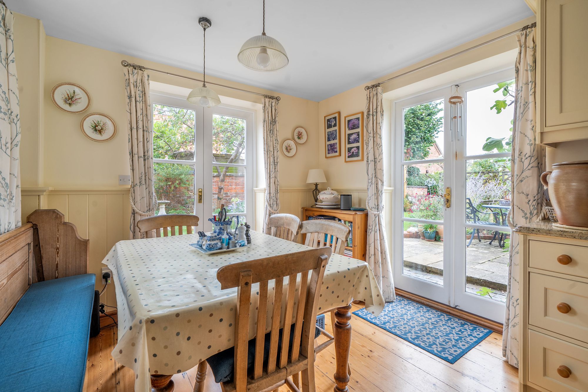 4 bed detached house for sale in Wick Road, Pershore 5