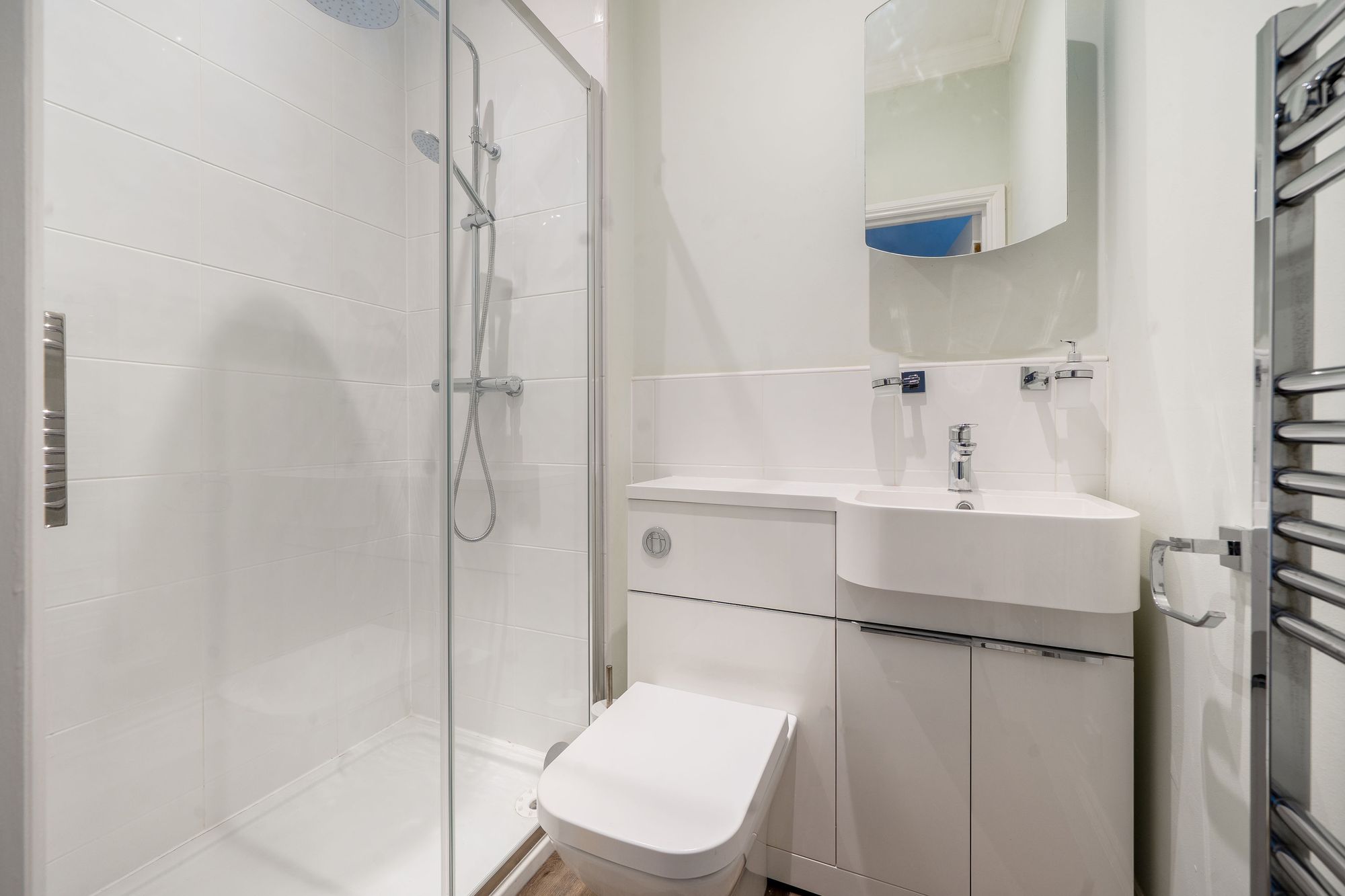 3 bed mid-terraced house for sale in Bridge Street, Pershore 12