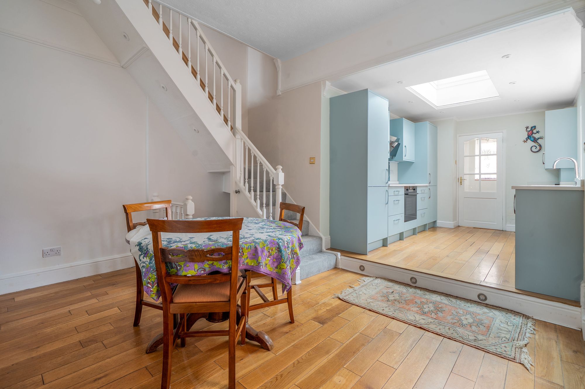 3 bed mid-terraced house for sale in Bridge Street, Pershore 3