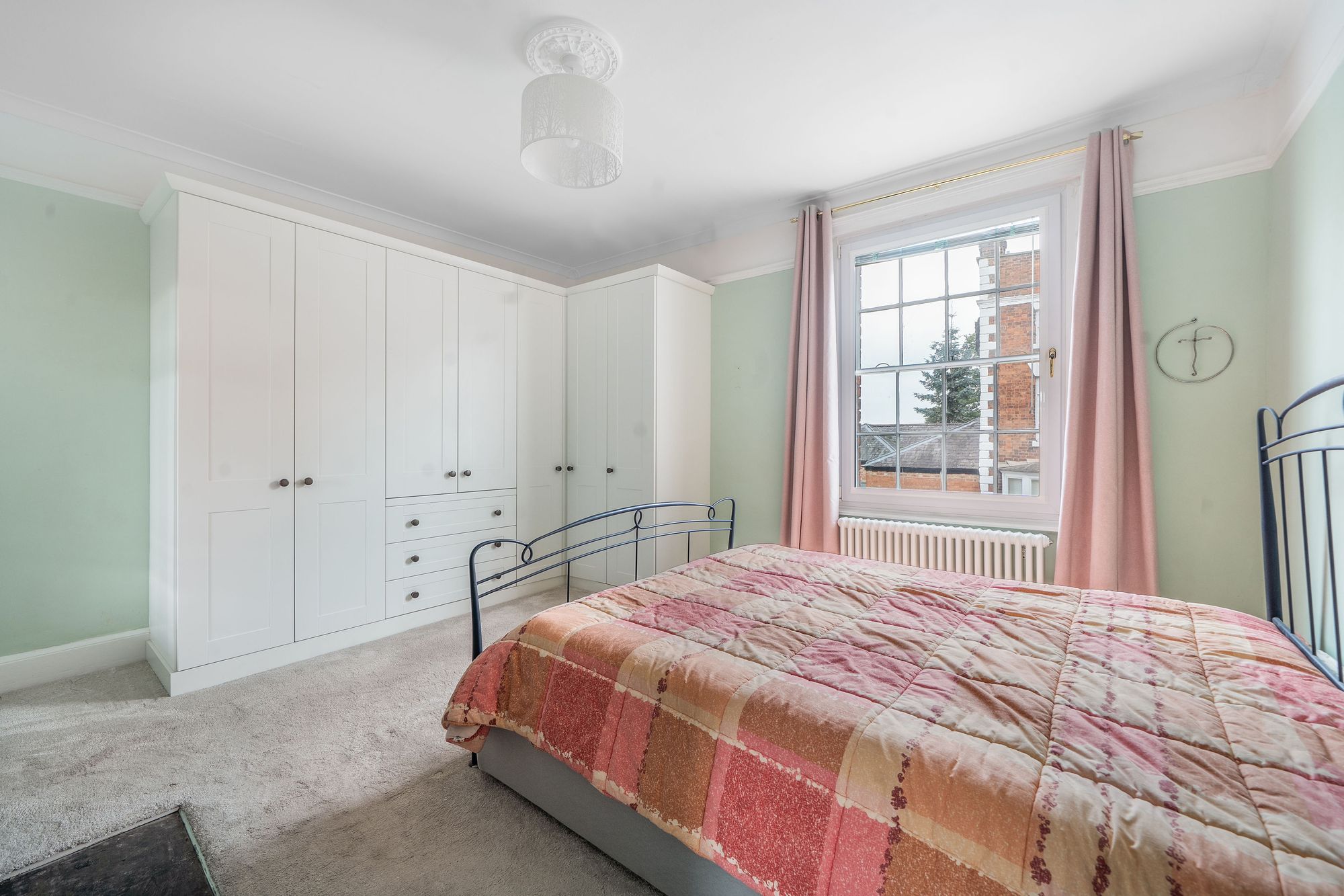 3 bed mid-terraced house for sale in Bridge Street, Pershore 8