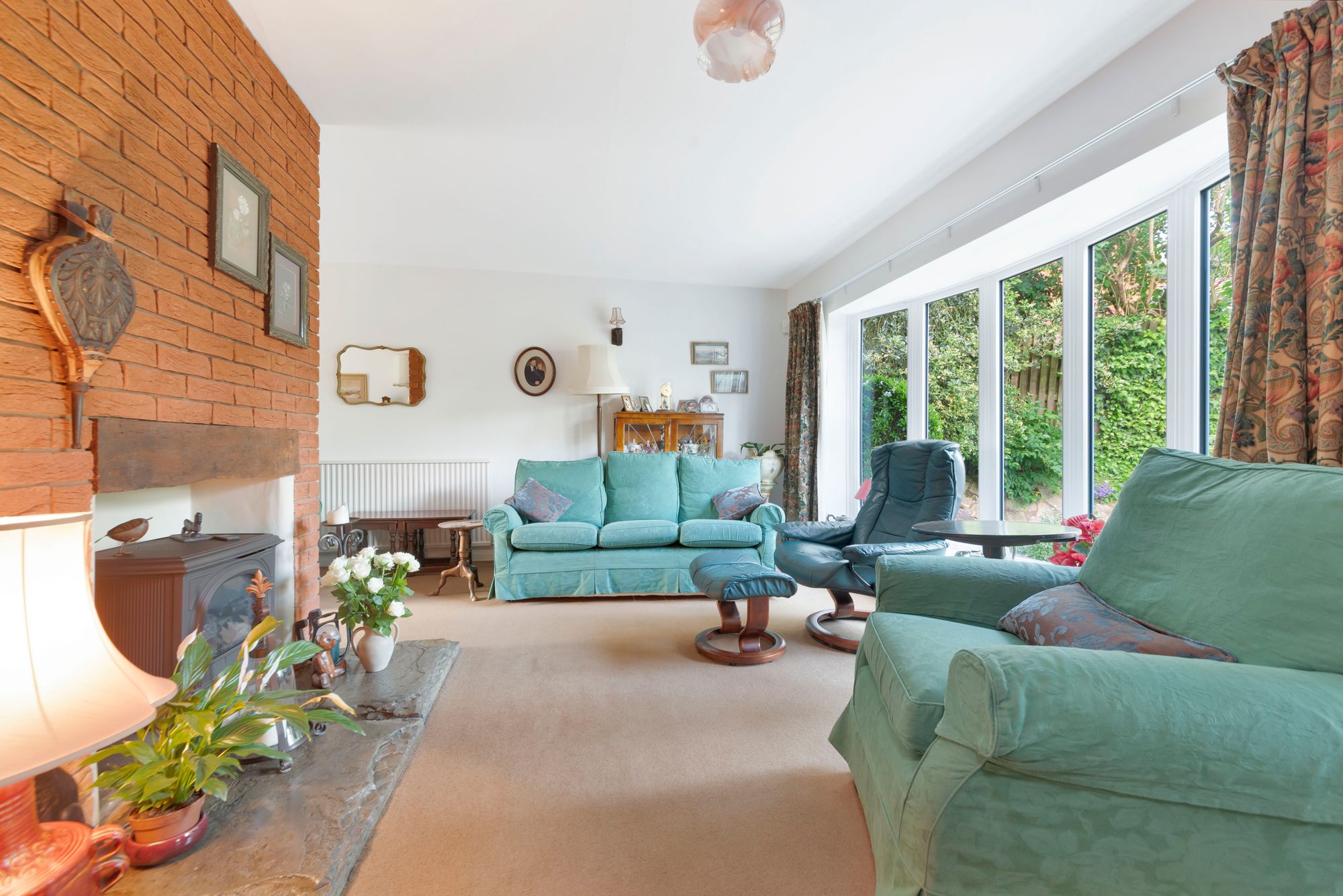 3 bed detached house for sale in Kington, Worcester 5