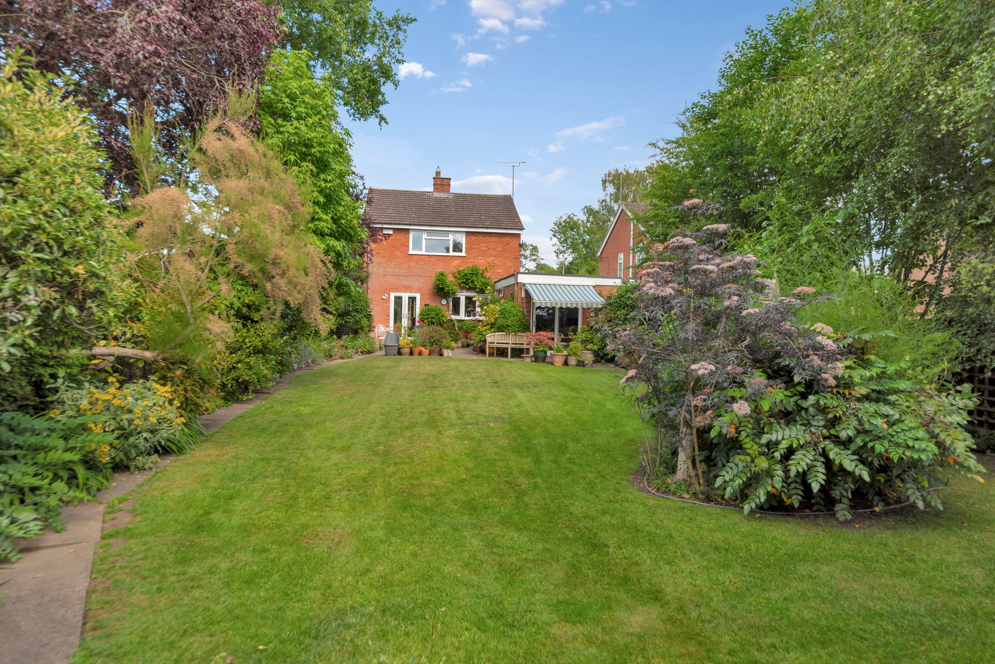 3 bed detached house for sale in Kington, Worcester 17