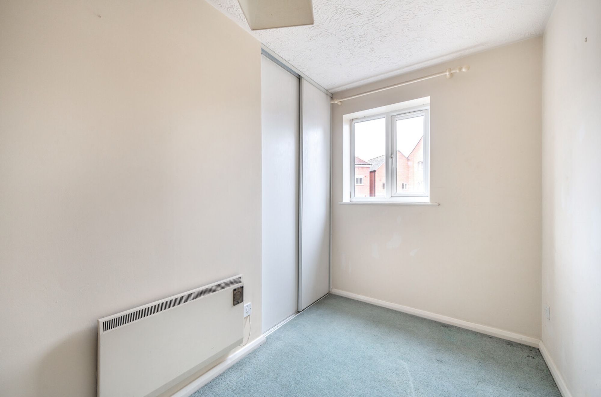 2 bed apartment for sale in Mortimers Quay, Evesham 3