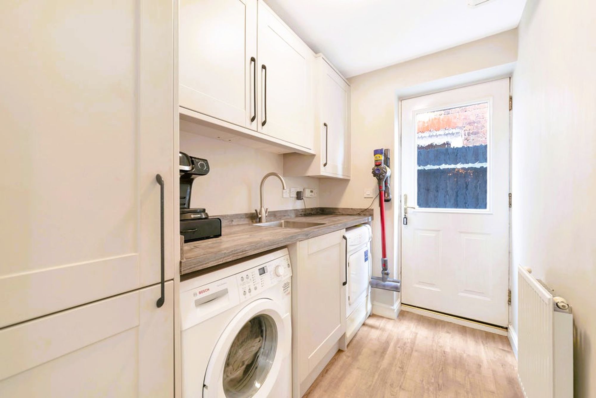 5 bed detached house for sale in Pear Tree Way, Droitwich  - Property Image 7