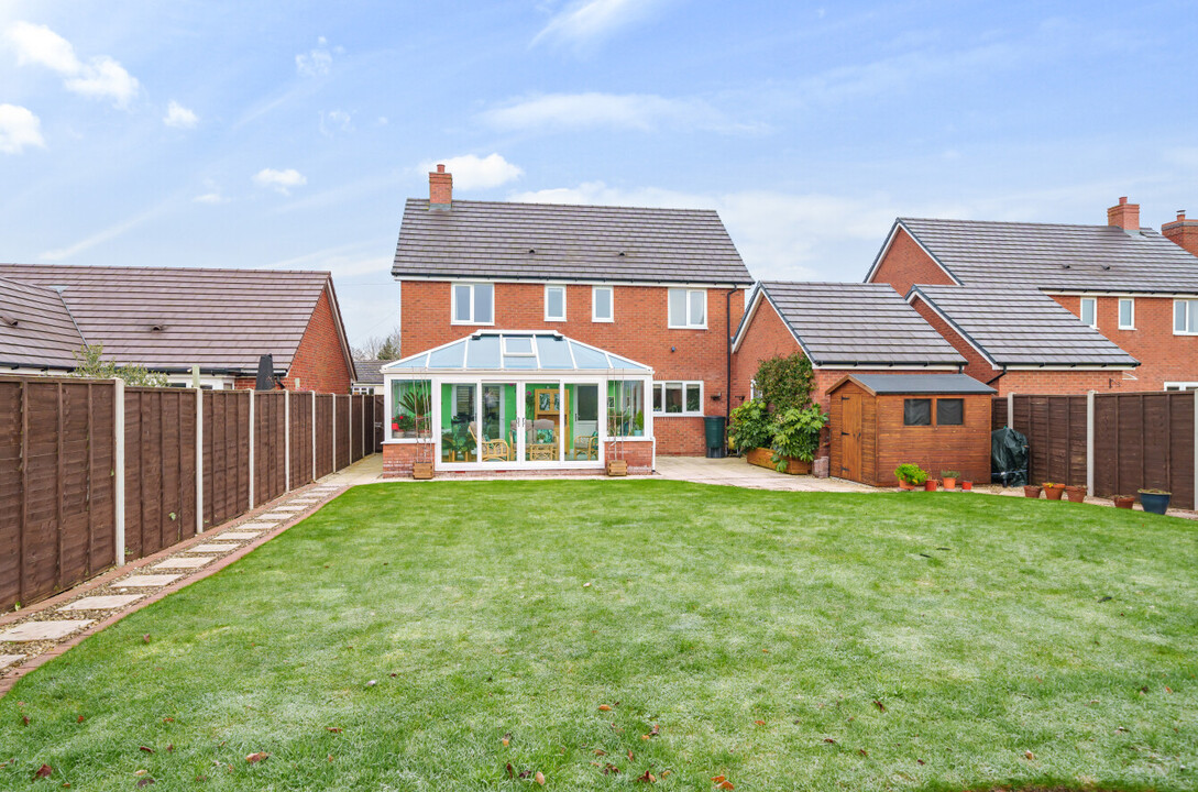 4 bed detached house for sale in Blacksmiths Lane, Lower Moor  - Property Image 19