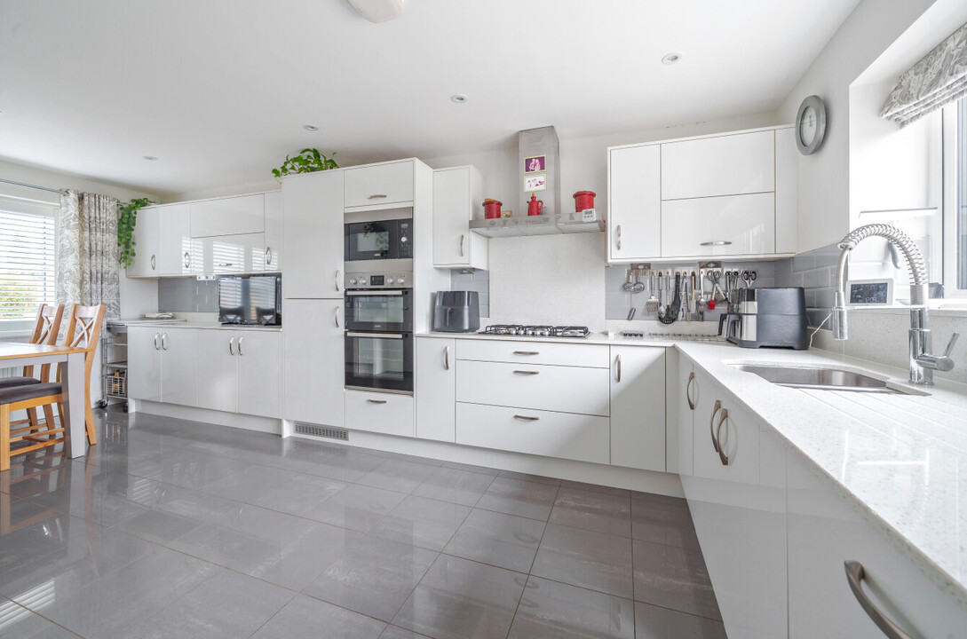 4 bed detached house for sale in Blacksmiths Lane, Lower Moor  - Property Image 3