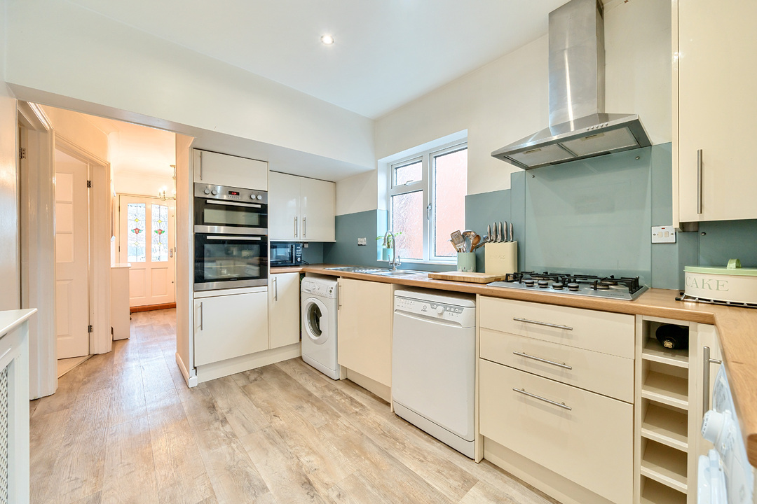 3 bed semi-detached house for sale in Belbroughton Road, Blakedown  - Property Image 9