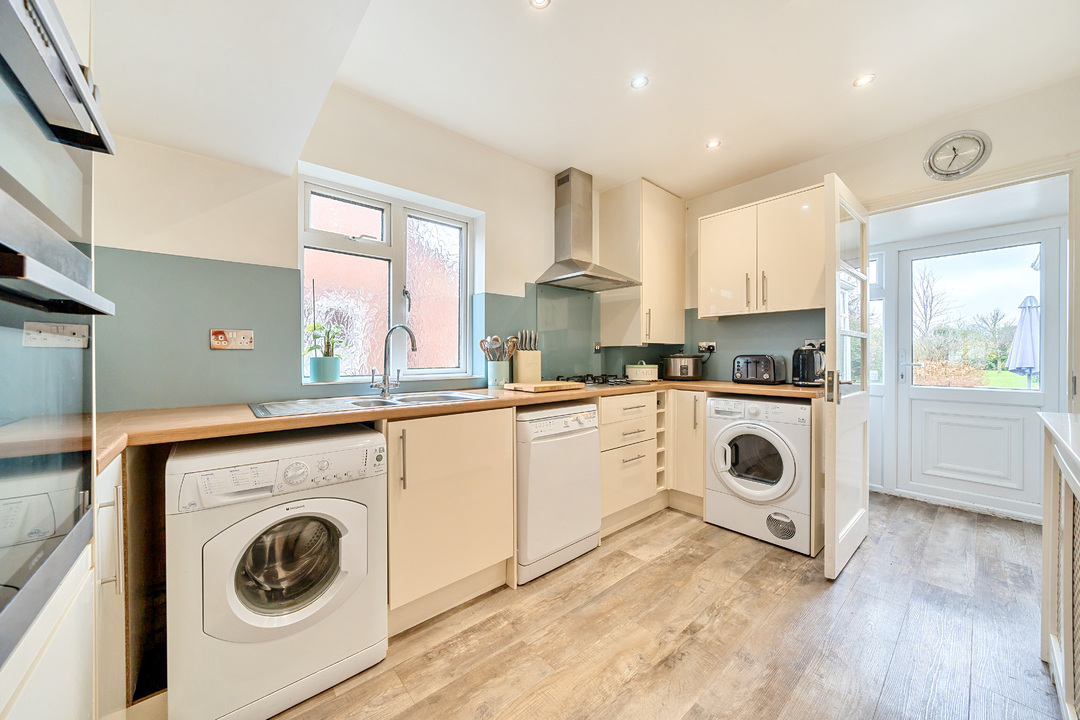 3 bed semi-detached house for sale in Belbroughton Road, Blakedown  - Property Image 10