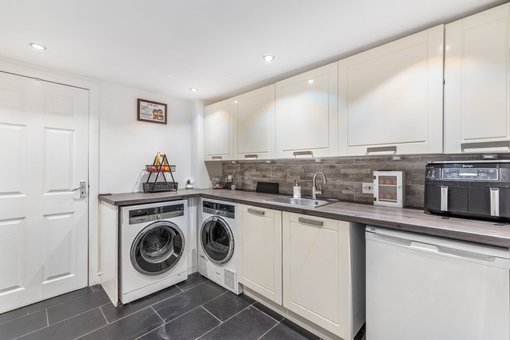 3 bed link detached house for sale in Keepers Close, Pershore  - Property Image 14