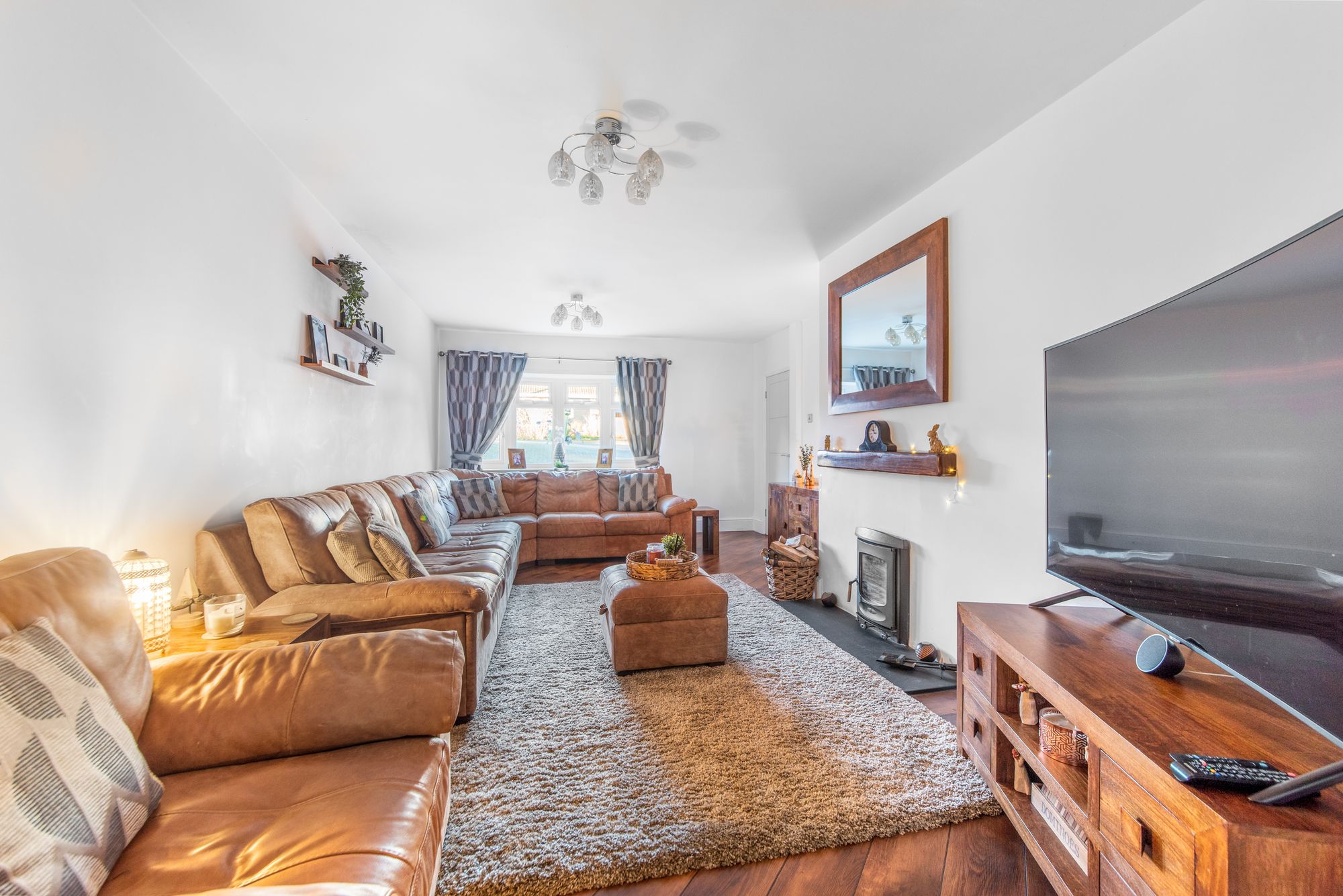 3 bed link detached house for sale in Keepers Close, Pershore  - Property Image 9